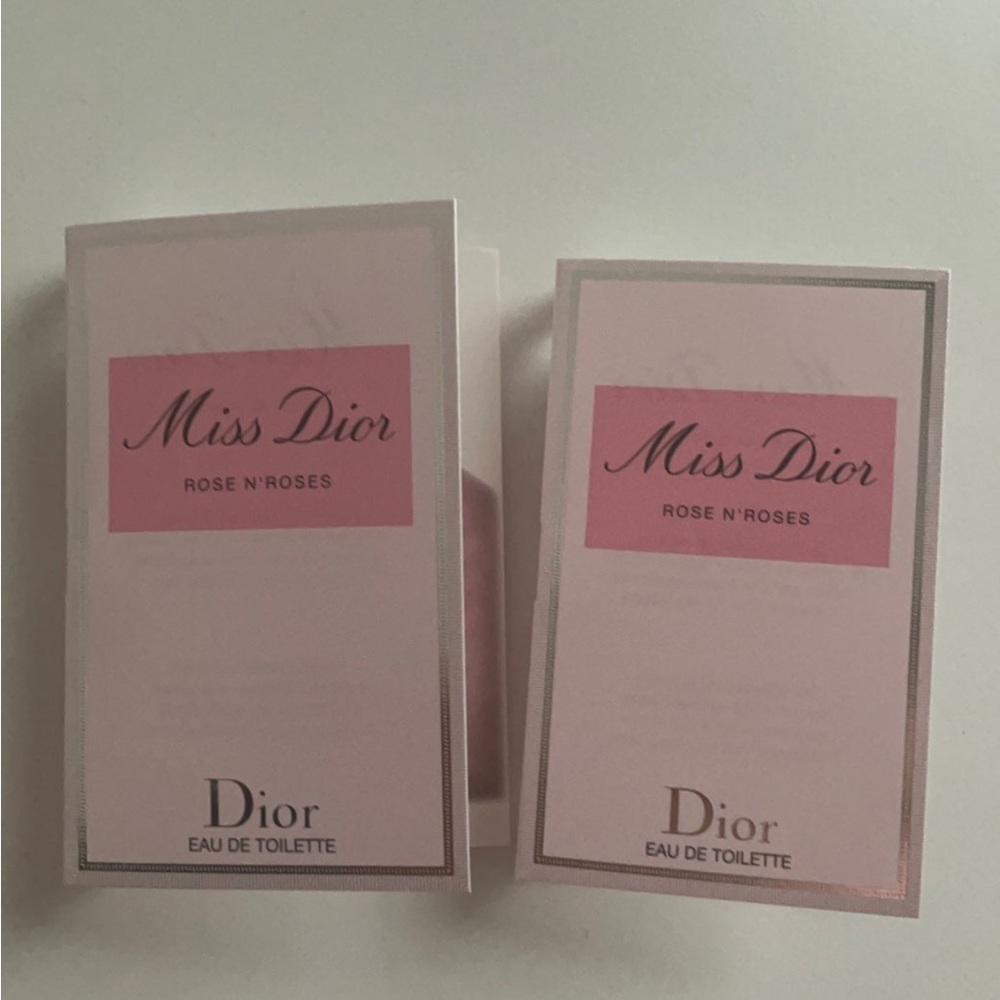 ✨3/$12 Miss Dior Roses N' Roses Fragrance Samples x2